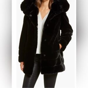 Gallery New York NWT Black Faux Fur Hooded Coat Style GF21361M
Women's Medium